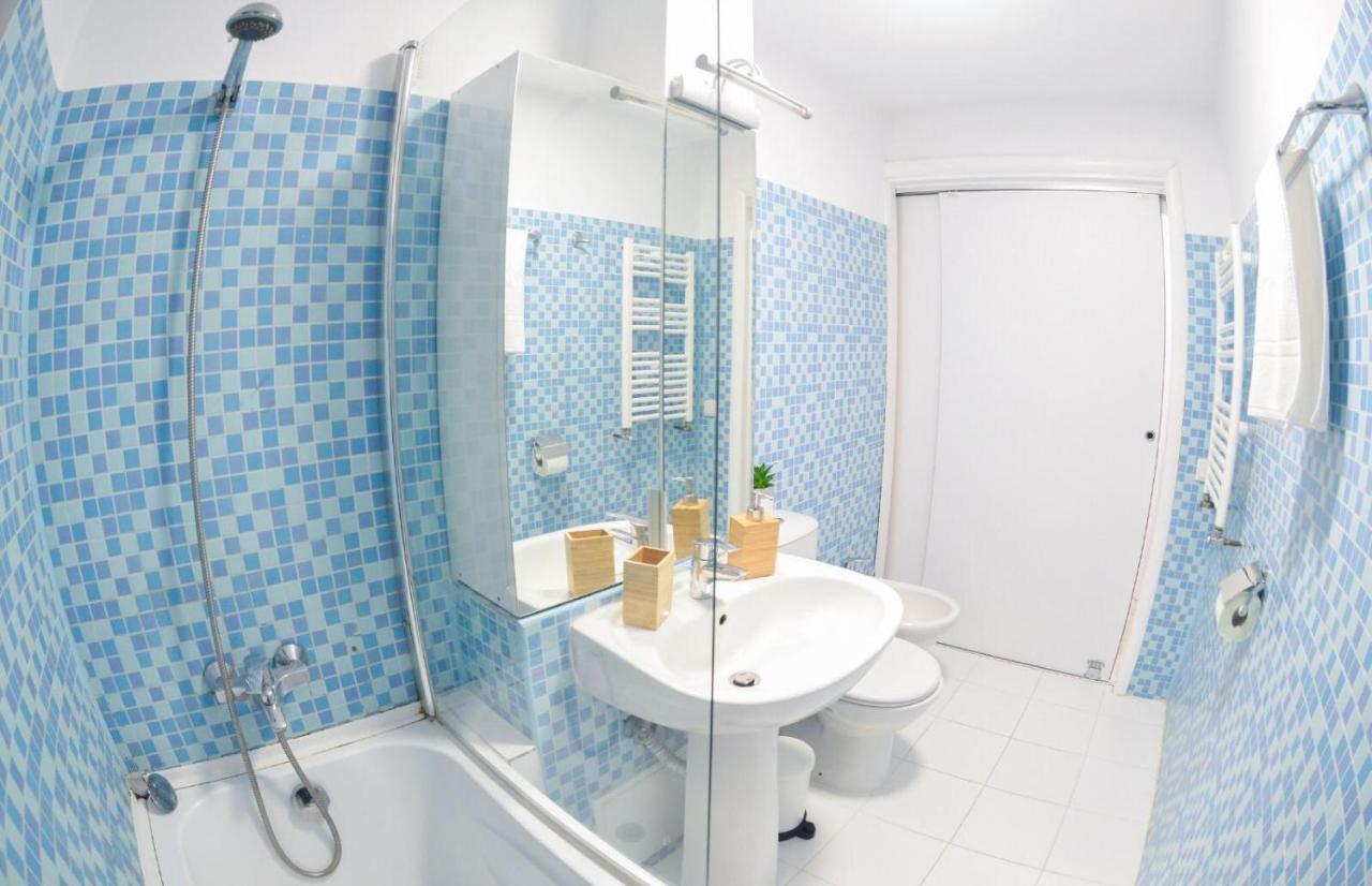 Spacious And Modern Apartment Close To Old City Bucureşti Exterior foto